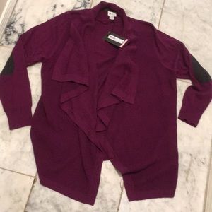 NWT Women’s Purple cardigan sweater 1X elbow pads